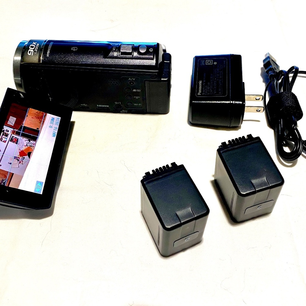 Panasonic HC-V550 1080p Full HD 50x Stable Zoom Camcorder, 2.20MP,